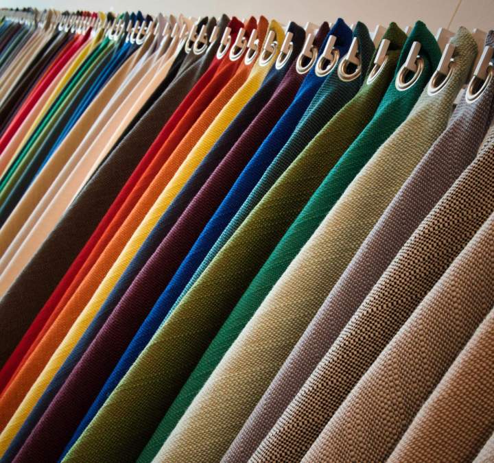 T-shirts, polos, casquettes et bien plus